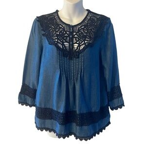 Nanette LePore lace vintage-inspired chambray blouse size M